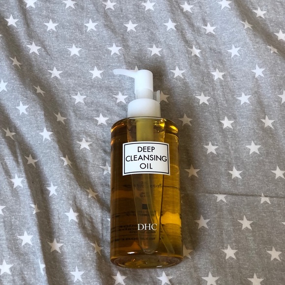 DHC Cleansing Oil - Picture 2 of 2